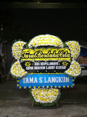 Papan Bunga Duka di Pangkatan